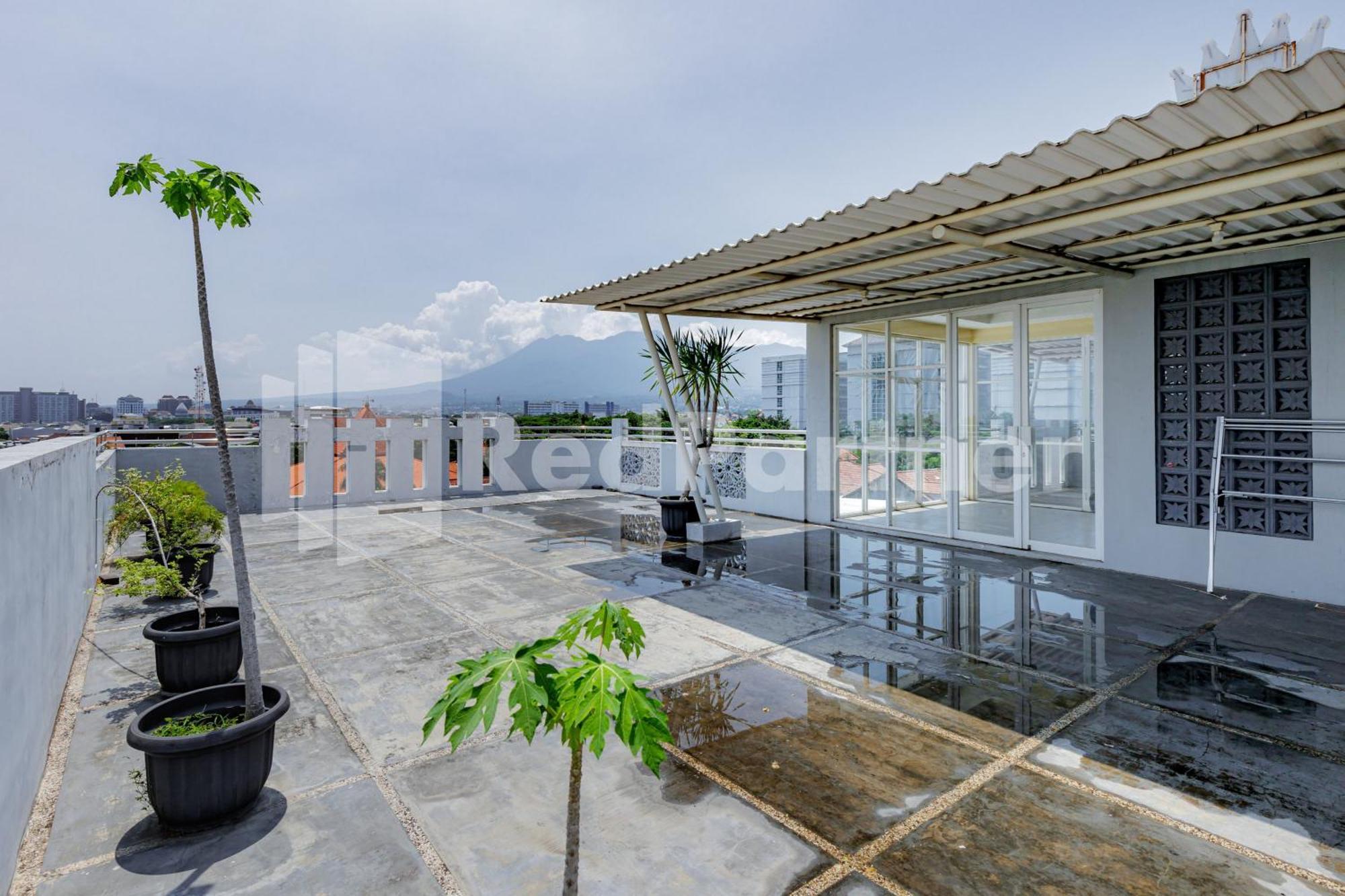 De Malang Sweet Homestay Syariah Mitra Reddoorz Exterior foto