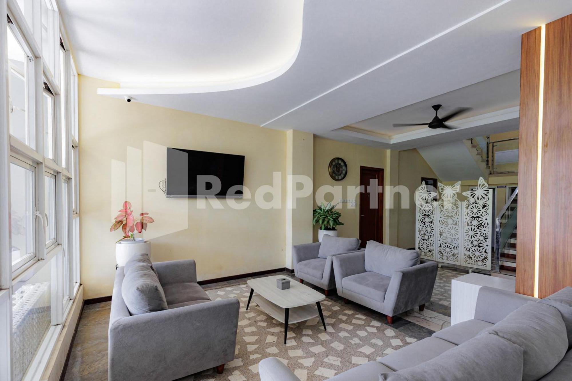 De Malang Sweet Homestay Syariah Mitra Reddoorz Exterior foto